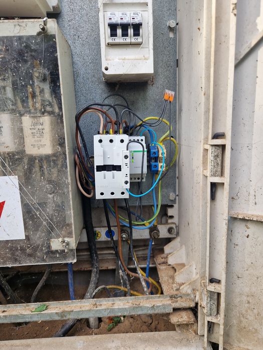 Usługi Elektryczne - elektryk pod ręką