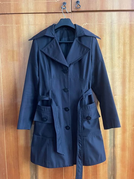 Тренч. Тренувальні жіночий. Жіночий плащ. Короткий жіночий плащ.
