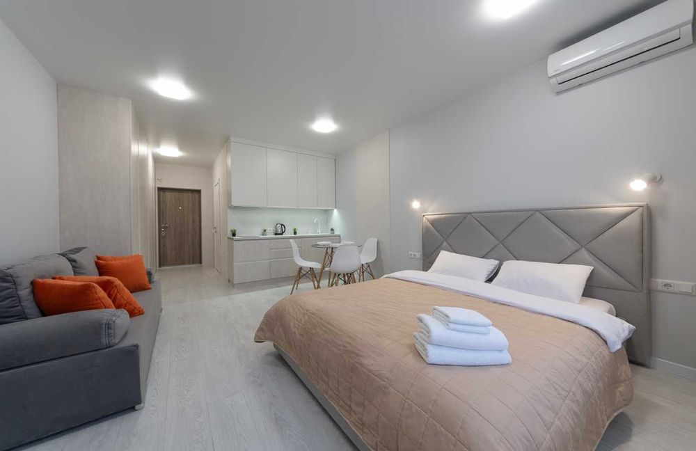 Подобово - студія з панорамним краєвидом. Є укриття і Генератор!