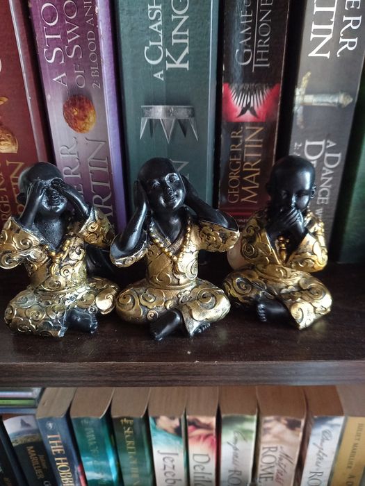 Estatuetas de monges- Portes grátis