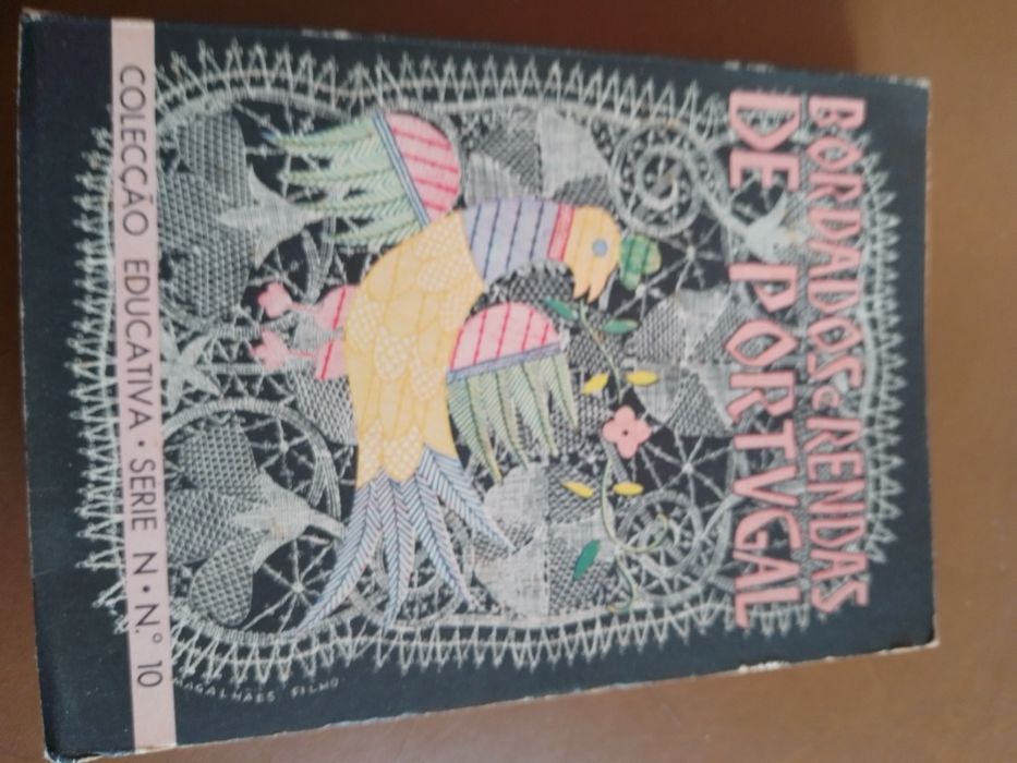 Bordados e  Rendas de Portugal-1edição13E-Peça Bébé Segurança3EDesde3E