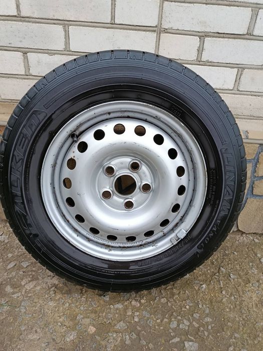 195/70 r15c falken