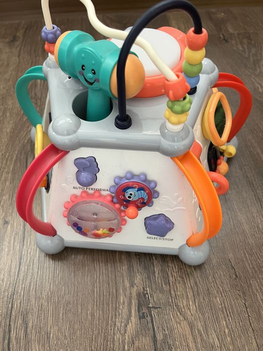 Розвиваючий центр Hola toys
