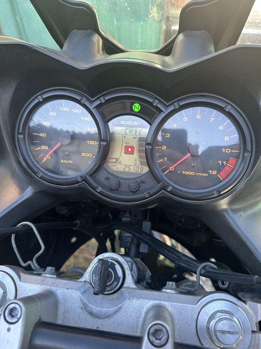 Продам SUZUKI V-STRON 650