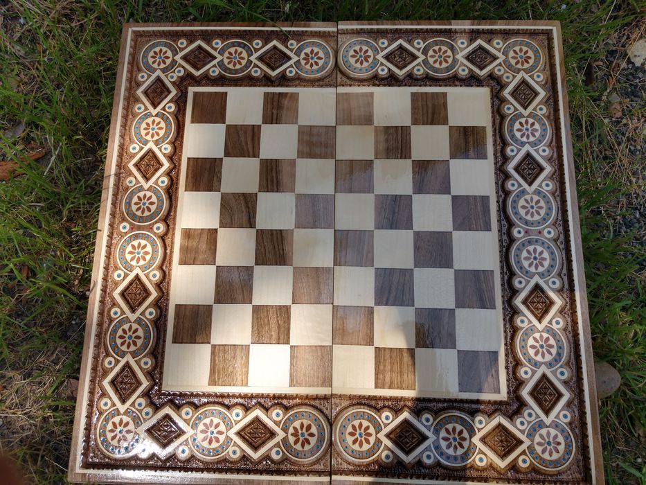 Шахи, шахматы, настільна гра шахи, три в одному, шашки, шахи, нарди