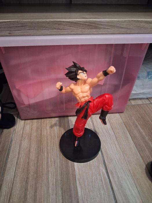 Son goku pvc rígido