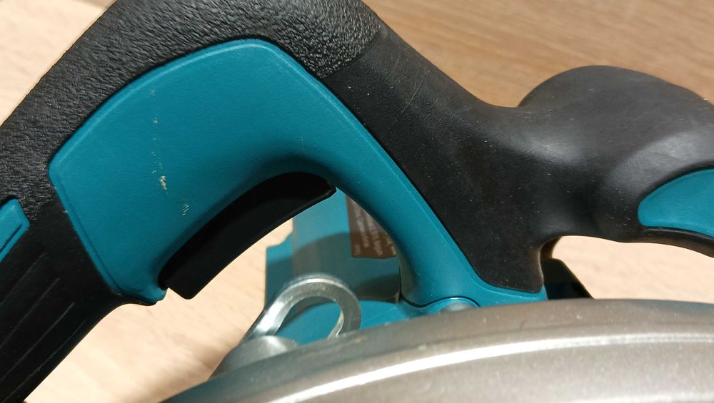 Pilarka Tarczowa Makita HS7611