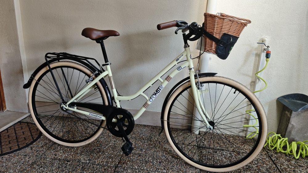 Bicicleta esmaltina passeio com cesta
