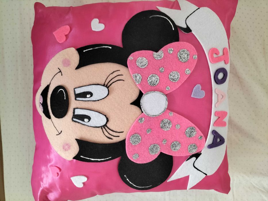 Almofada Minnie handmade Joana