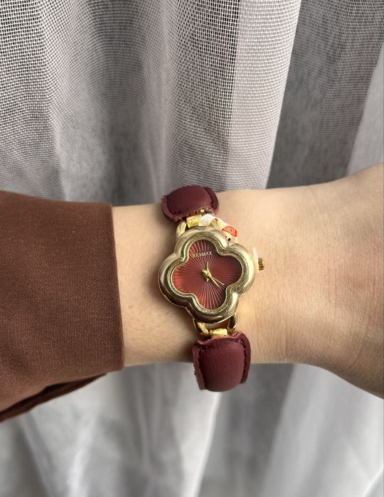 Годинник на руку в асортименті