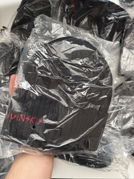 Чорна шапка від ruslan baginskiy, нова. Руслан Багінський Шапка