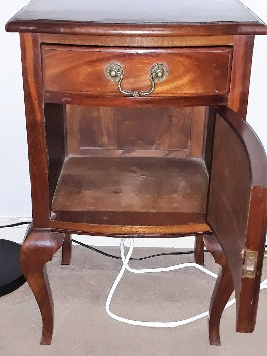 Mobília completa de quarto Queen Anne