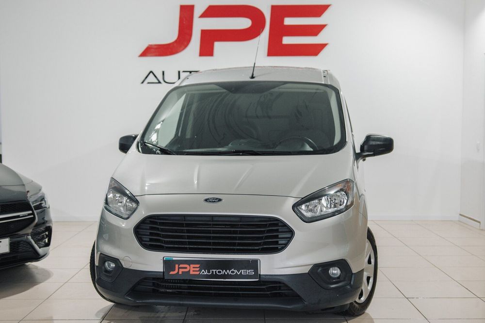 Ford Transit Courier