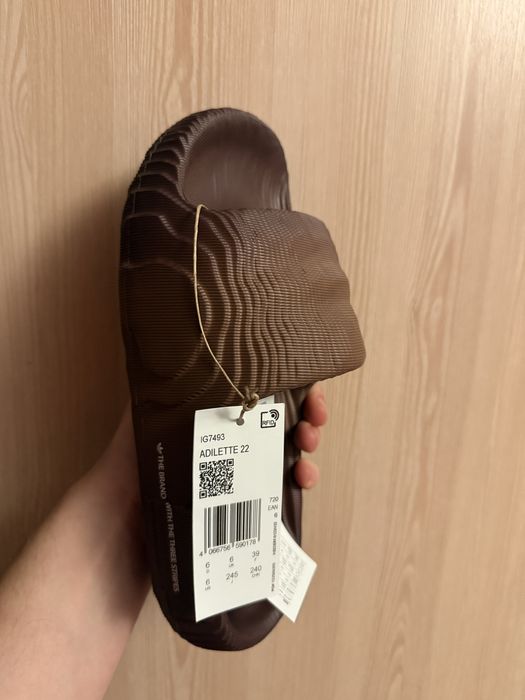 Оригінальні шльопанці Adidas Adilette 22