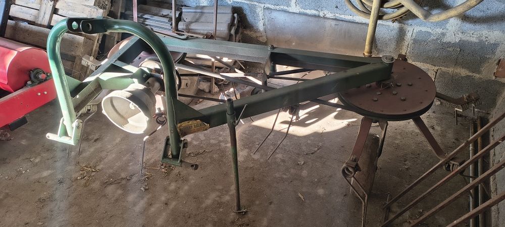 Przetrząsarka przetrząsacz karuzelowy Z-218