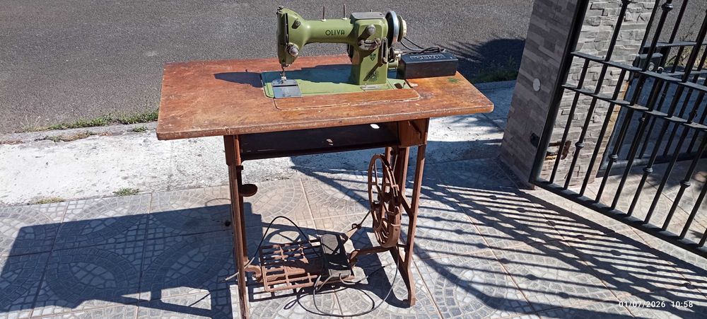 Máquina de costura oliva CL50