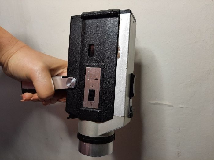 Camera de filmar Canon Auto Zoom 318mm