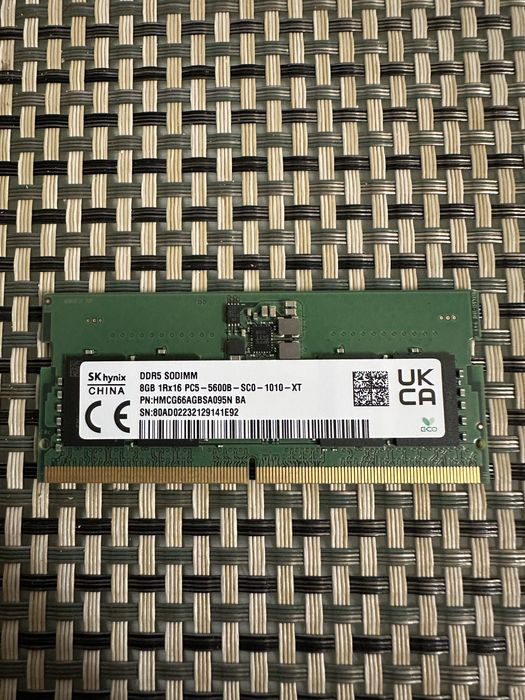 Оперативная пямять SK Hynix 16 gb (8x2)so-dimm DDR-5