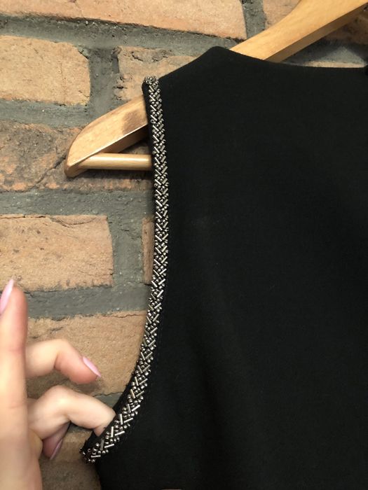 Sukienka czarna odkryte plecy Mango M 38 cekiny mała czarna