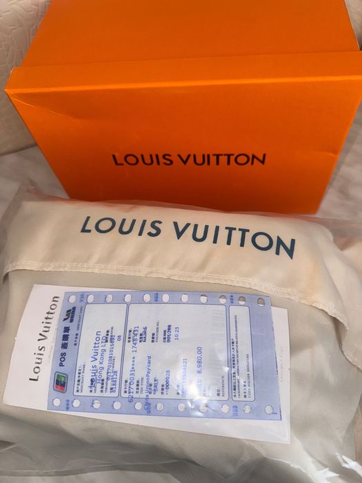 Дорожная косметичка LV в наличие