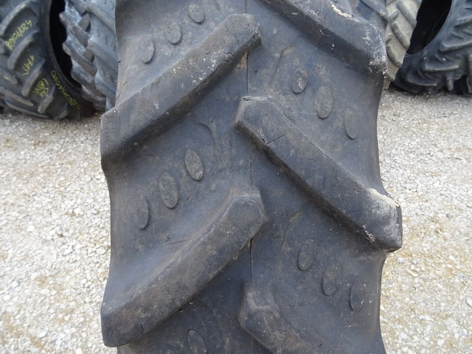 Opona 320/85R34 (12.4R34) BKT Agri Max RT 855