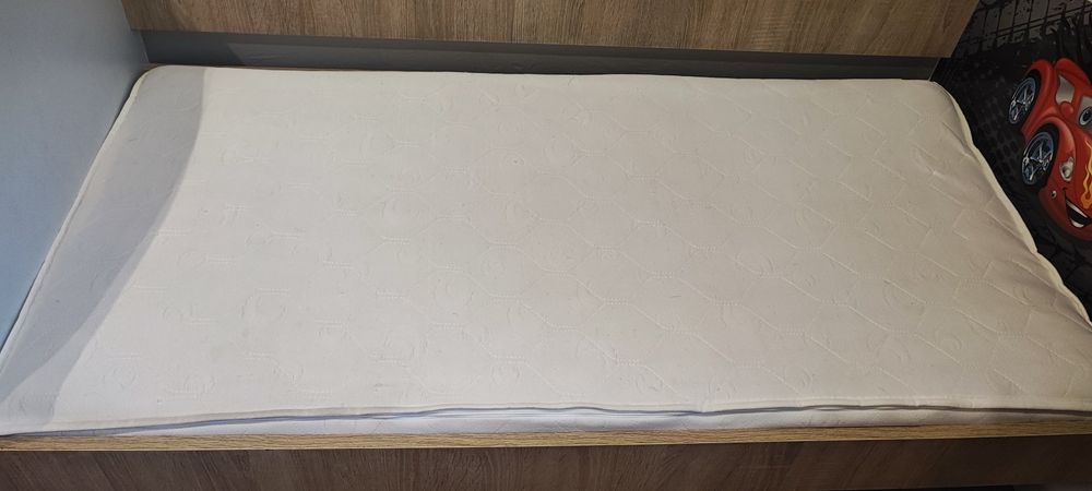 Łóżko dziecięce 140x70+ materac