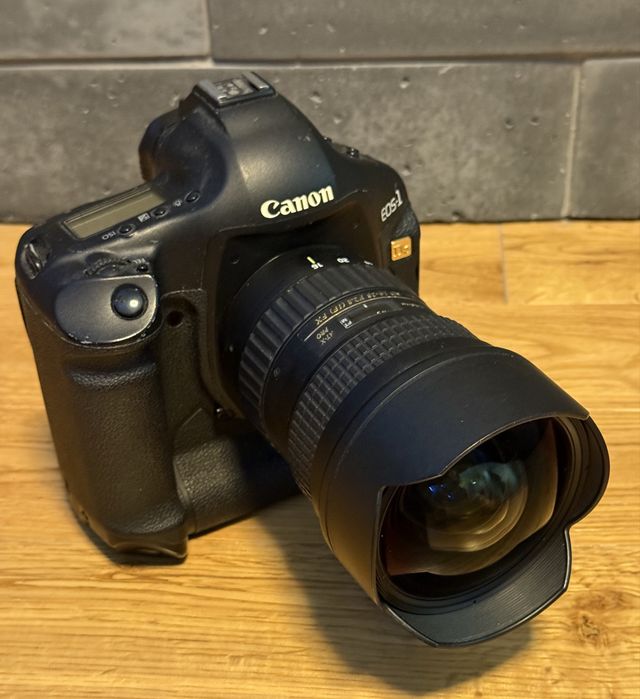 Canon EOS-1 Ds Mark III + obiektyw Tokina SD 16-28