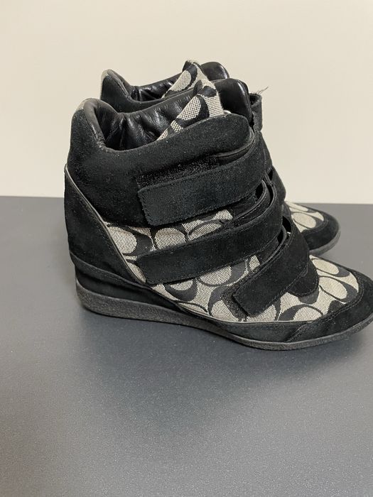 Ботільйони coach