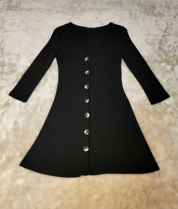 Vestido preto, Tam. M - Stradivarius