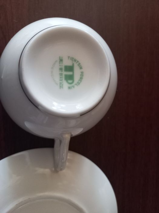 Komplet filiżanek PRL porcelana