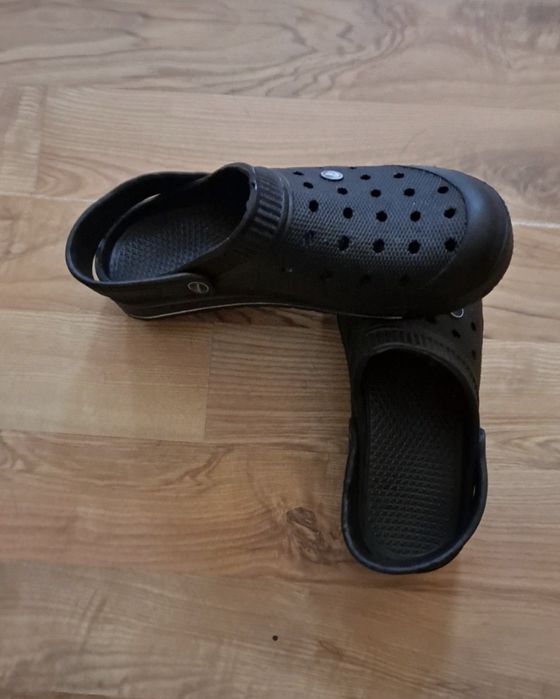 Nowe klapki męskie ażurkowe czarne Sobota 45