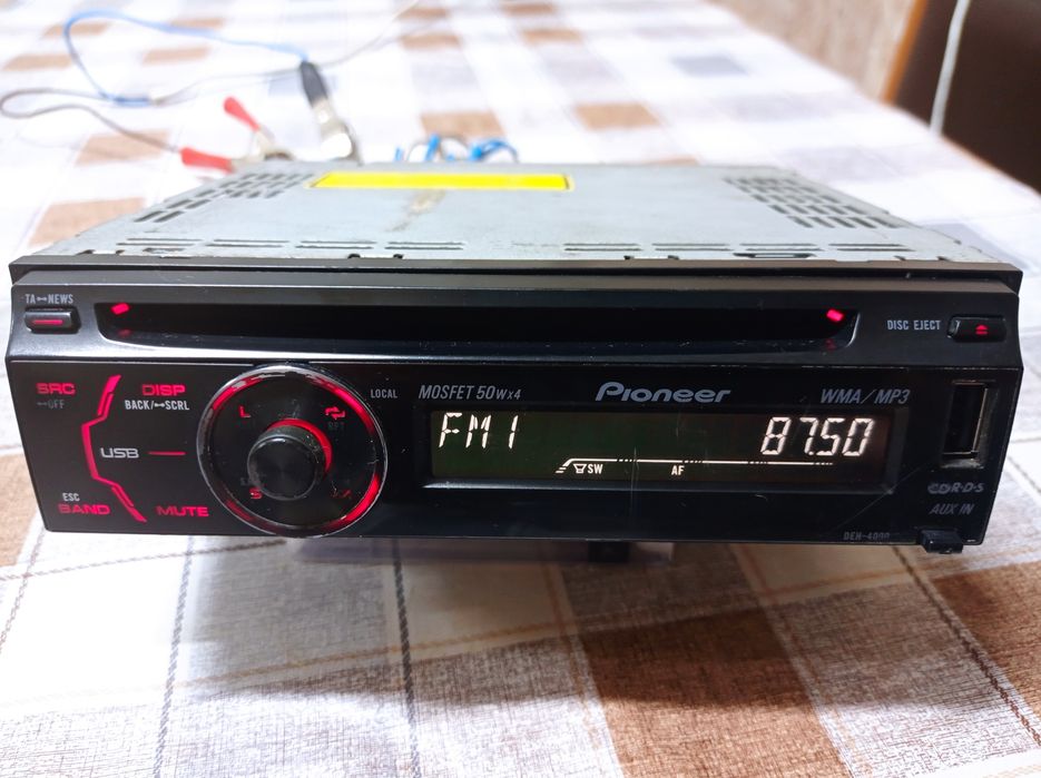 Автомагнітола Pioneer Deh-4000ub