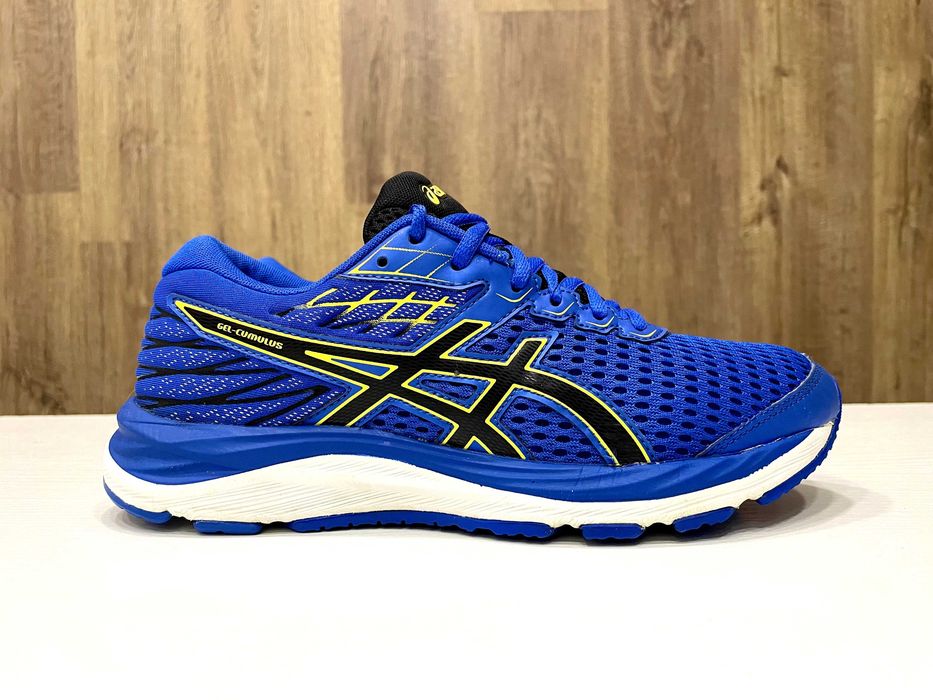 Кроссовки ASICS Gel волейбольные беговые