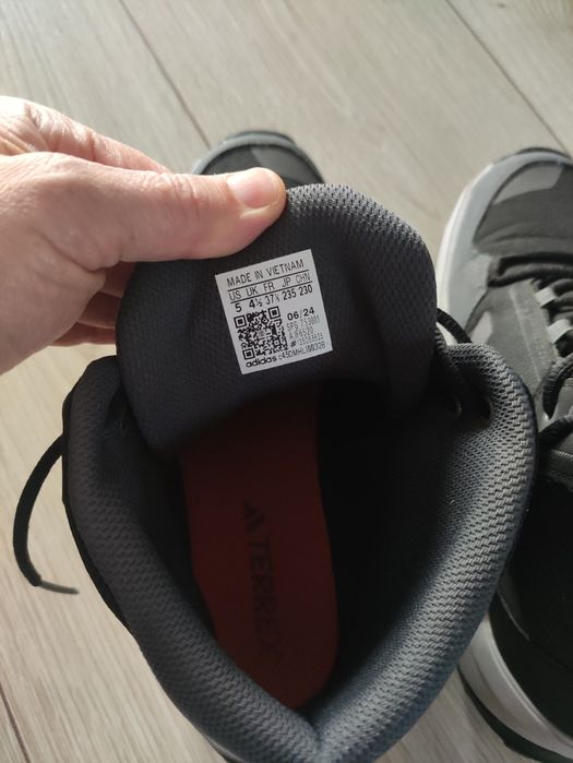 Buty chłopięce r. 37 i 1/3