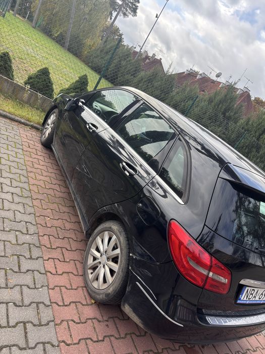 Sprzedam Mercedes- Benz  B 246  wiecej informacji na telefon 696550870