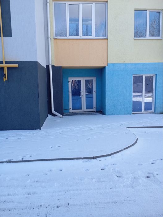 ТЕРМІНОВИЙ ПРОДАЖ !!! Комерція - 72,2 м2 - (500 $/м2)
