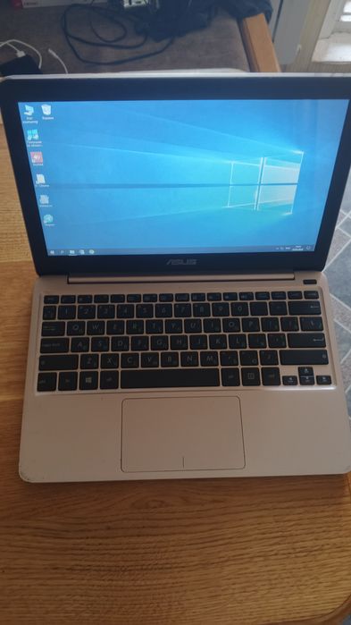 Ноутбук Asus r209h