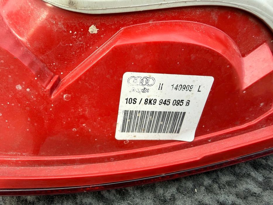Задня фара ліва Audi A4 B8 дорест 07-12 стоп в крило лівий Ауді А4 Б8 універсал