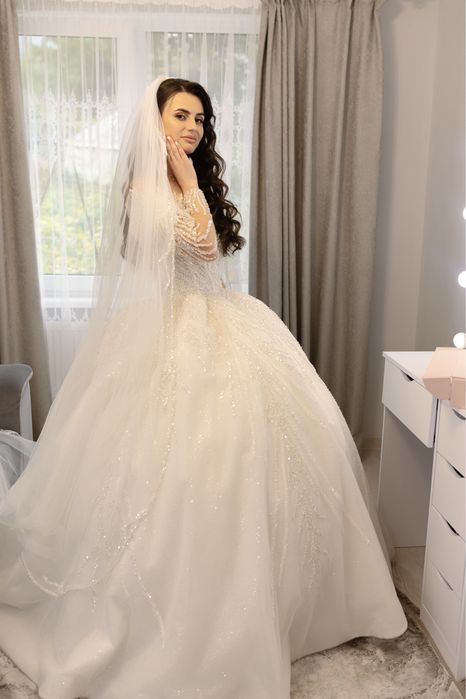 Весільне плаття