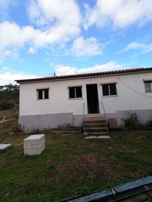 Casa de campo na zona de Condeixa a nova