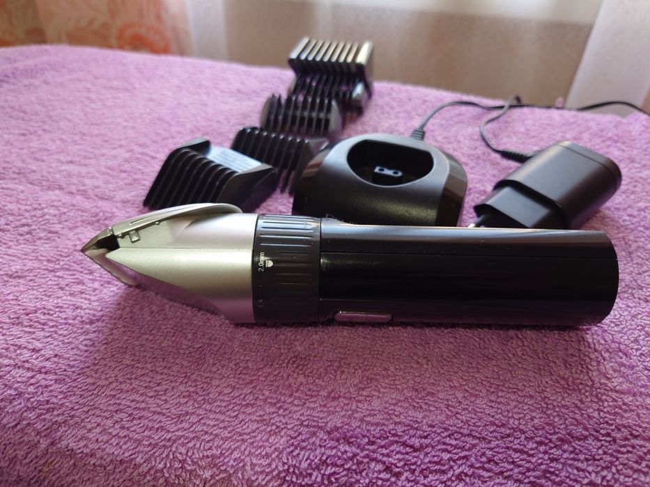 Триммер машинка для стрижки Remington HC5810