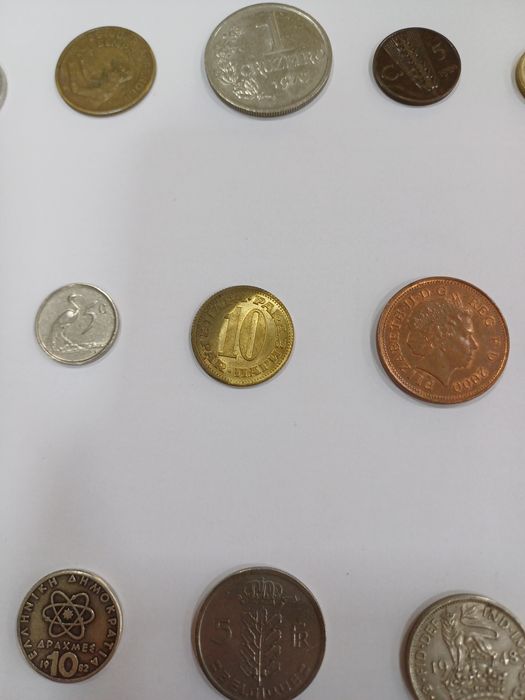 Lote 7 / Conjunto 7 de 30 Moedas Diferentes
