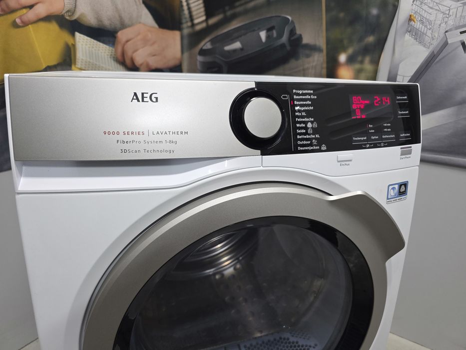 Сушильна машина AEG 9000 serie 2023 рік  A+++ сушіння пуховиків 8кг