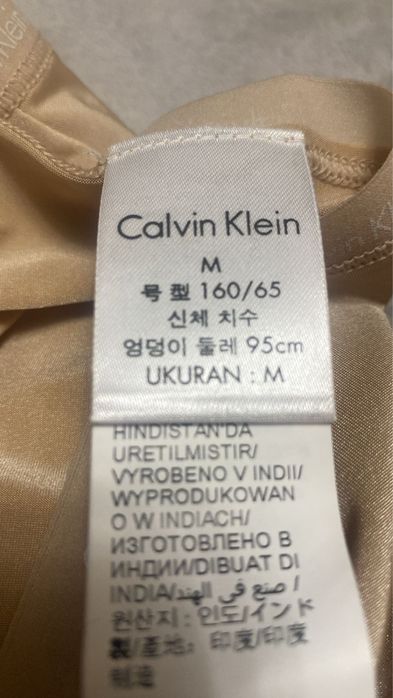 Нові трусики Calvin Klein, розмір M