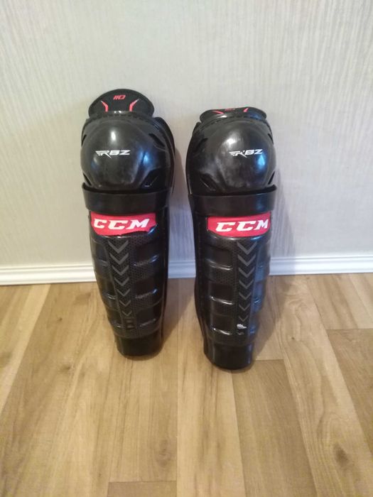 Sprzedam Nakolanniki CCM