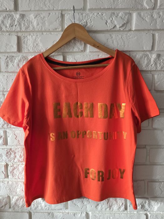 T-shirt damski roz L Monnari