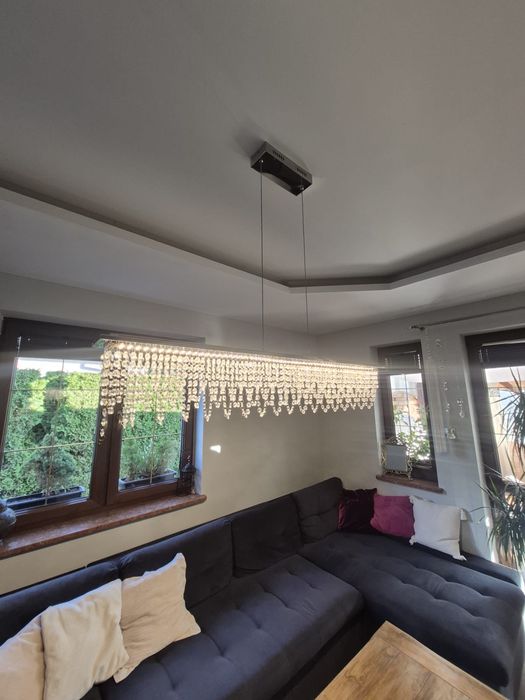 Lampa ledowa z krysztalkami