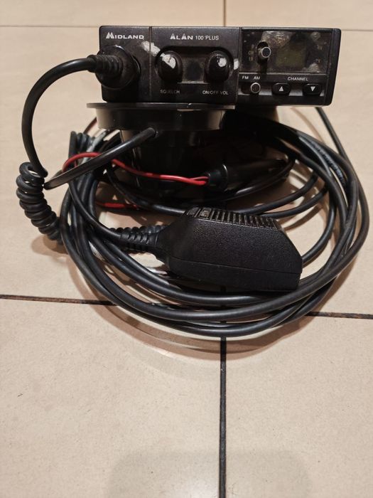 Midland Alan 100 plus CB radio