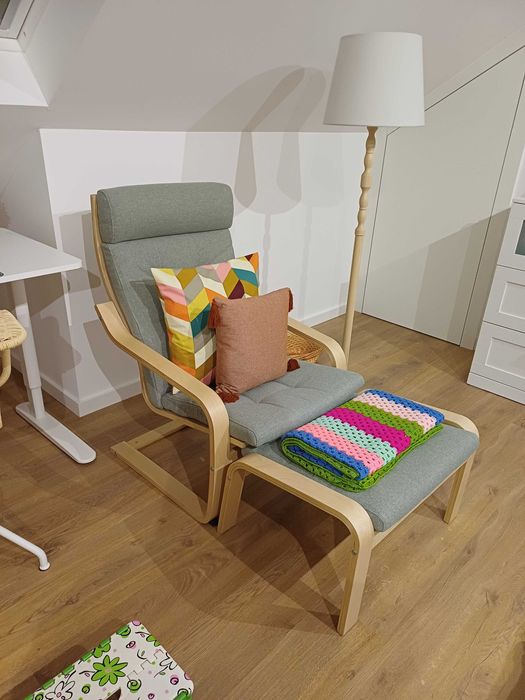 Vendo cadeiroes novos e relaxa pernas