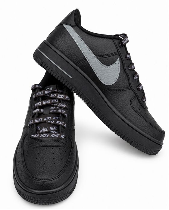 Air Force 1 Low - Preto/Branco